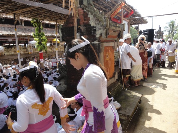 Barbara in Bali (far right)